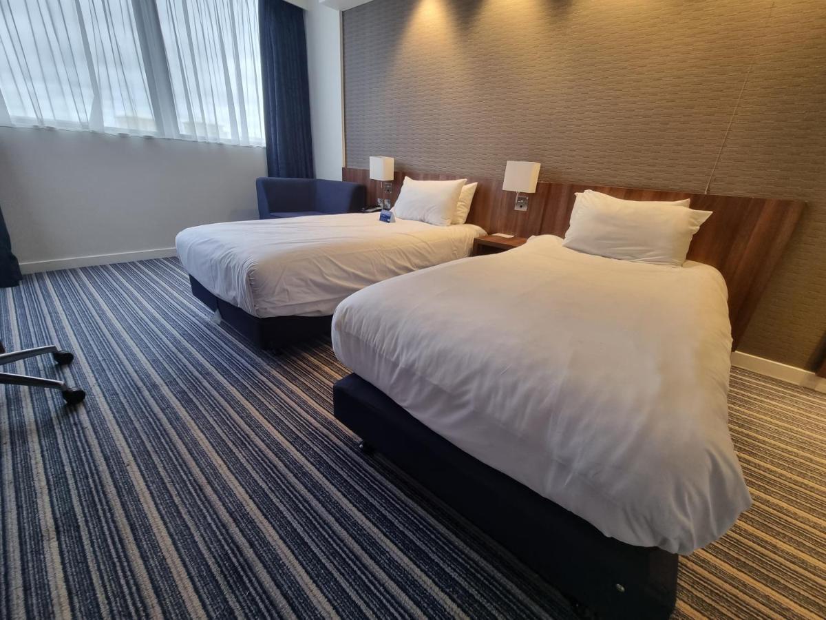 Отель Express By Ihg
