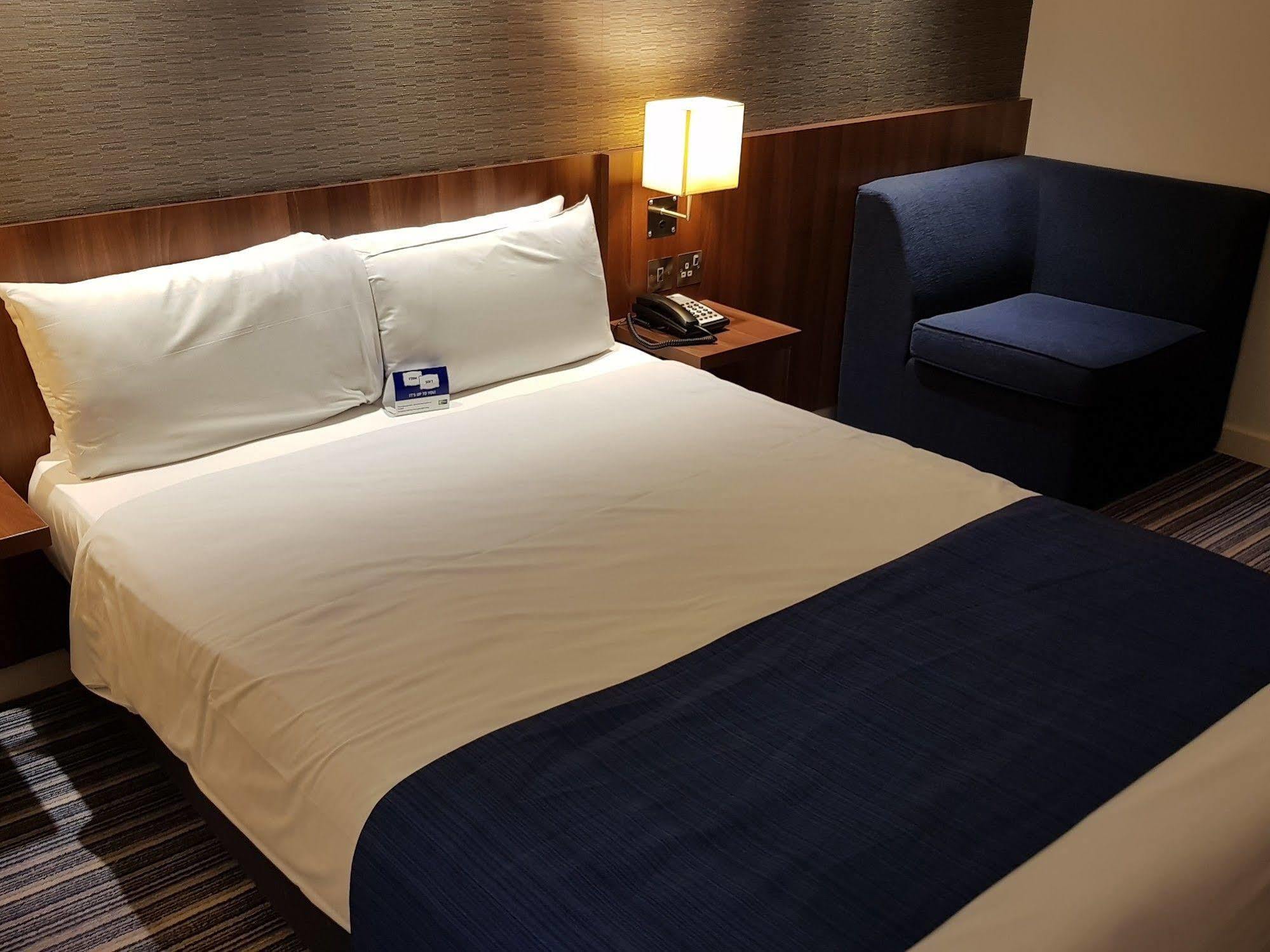 Express By Ihg 3*